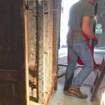ghiacciaia primi '900 in fase di restauro