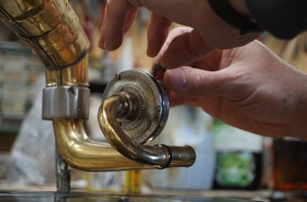 Restauro Grammofono: ridare vita e voce a un pezzo unico di storia